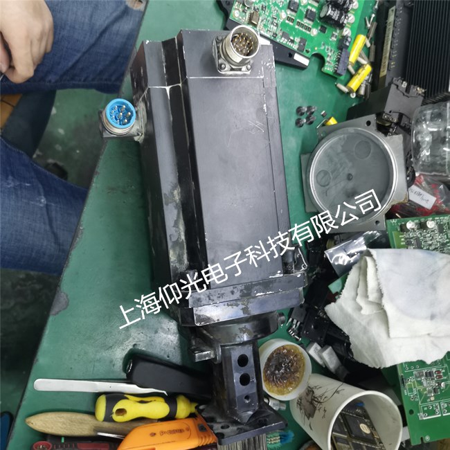  ÷��SEM�ŷ�늙C(j��)�S��ͨ늈�(b��o)�� 