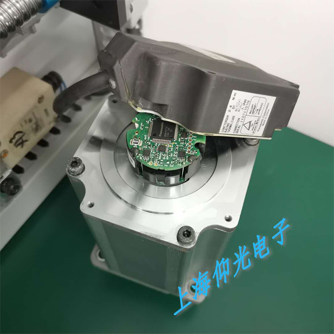 �����ŷ�늙Cϵ�y(t��ng)�ĳ�Ҋ���ϼ������ŷ�늙C��Ҋ���}��Q����