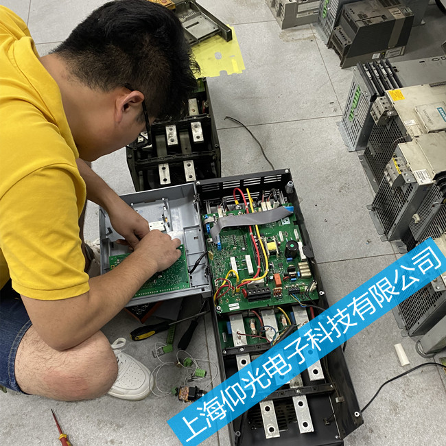 �W�ֱ���{(di��o)�����S��591P-53372542-A00-U4A0�@ʾ������