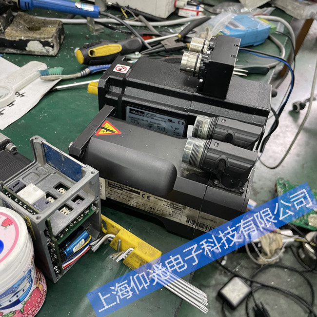 ע�ܙC(j��)�Ơ�Ħ���ŷ�늙C(j��)�^������ϾS���Ԓ