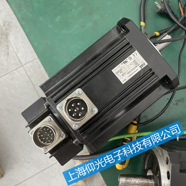 ��ɽABB�ŷ�늙C(j��)�S���c(di��n)���鿴ESM18E-552-154-xxx0A00���M(f��i)�z�y(c��)