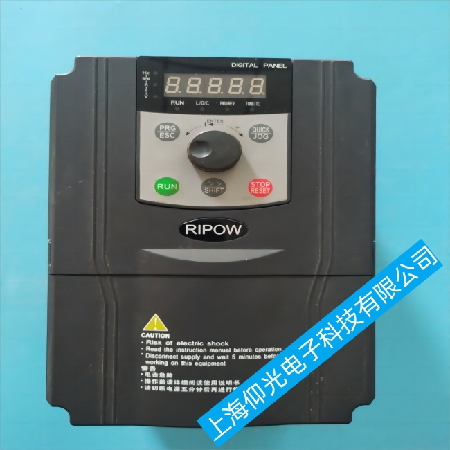 ����׃�l��ͻȻ��(b��o)��EF��Α�(y��ng)����Q