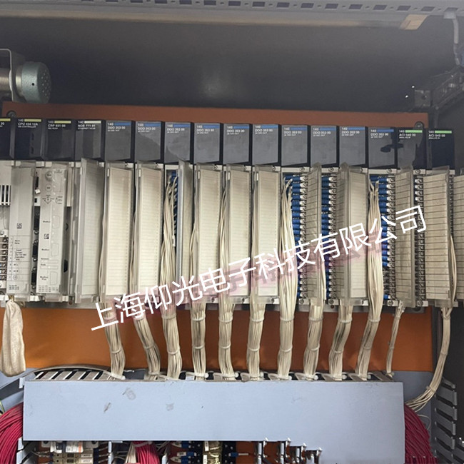 ʩ�͵�PLC��ҊPROM�����\(y��n)�D(zhu��n)​����ԭ��̎������