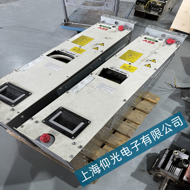 ���A�x��ABB׃�l��ACS800��(b��o)FF32���ϵĺ��x�Լ������Ĉ�(b��o)�����a�S��